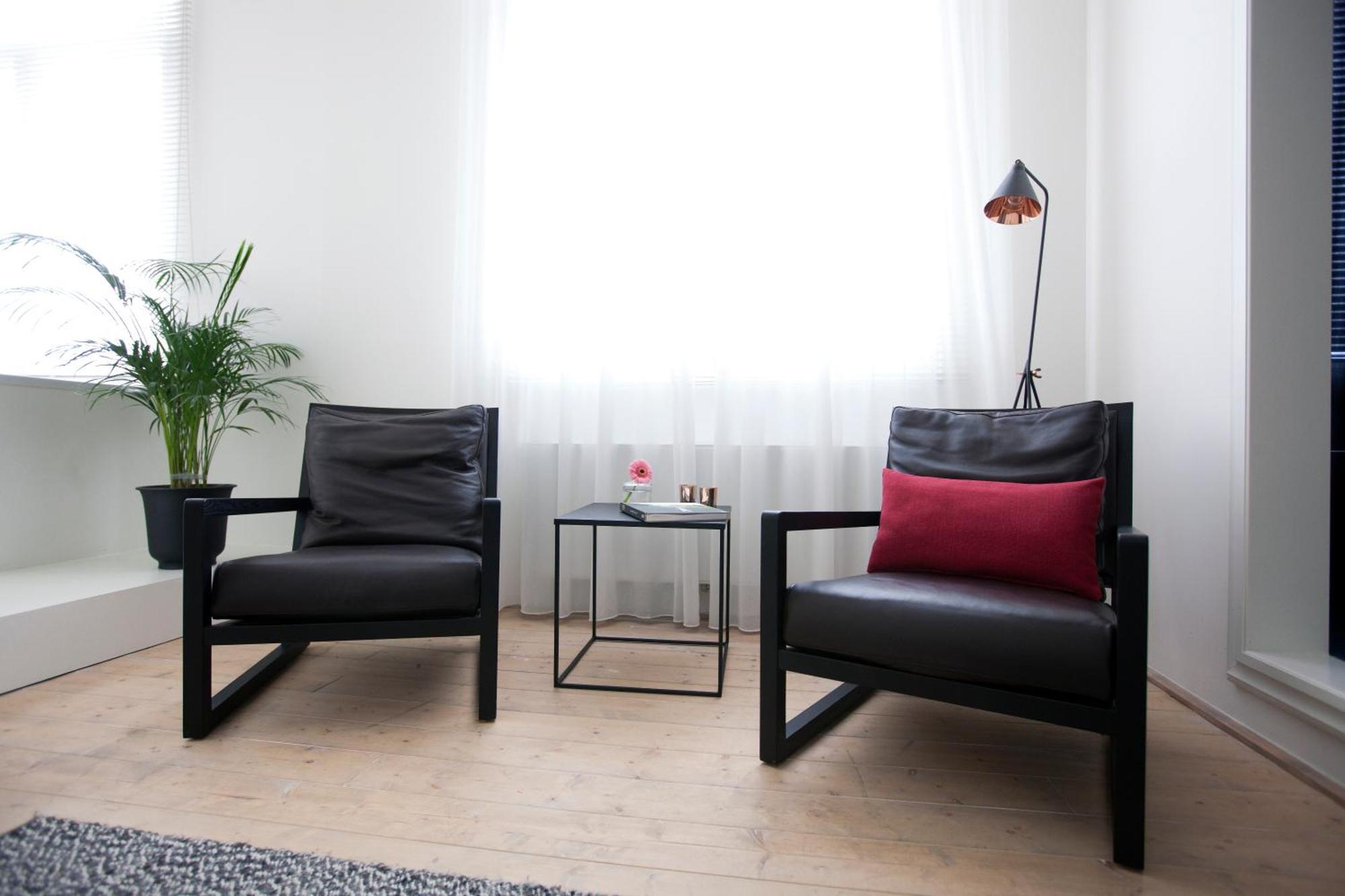 Maison Nationale City Flats & Suites Antwerp Room photo Interior of a room at the hotel