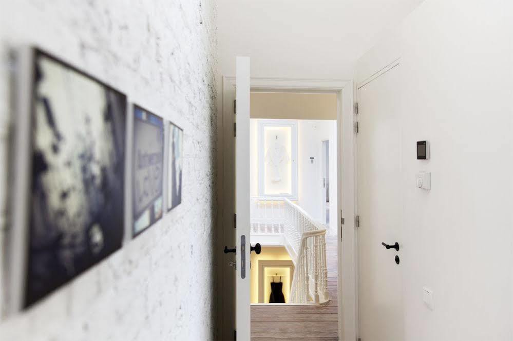 Maison Nationale City Flats & Suites Antwerp Exterior photo Interior of the house